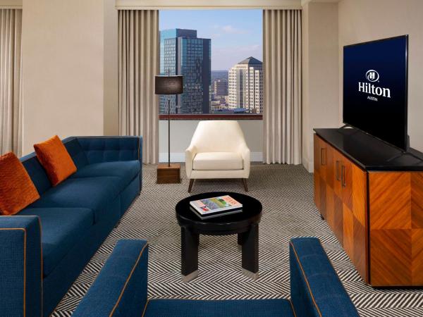 Hilton Austin : photo 3 de la chambre chambre deluxe avec salon et canapé-lit