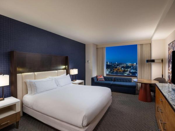 Hilton Austin : photo 4 de la chambre chambre lit king-size avec vue sur la ville