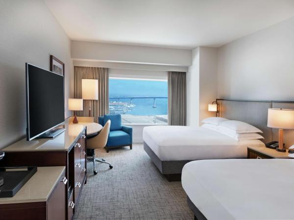 Hilton San Diego Bayfront : photo 1 de la chambre chambre avec 2 lits queen-size - vue sur pont