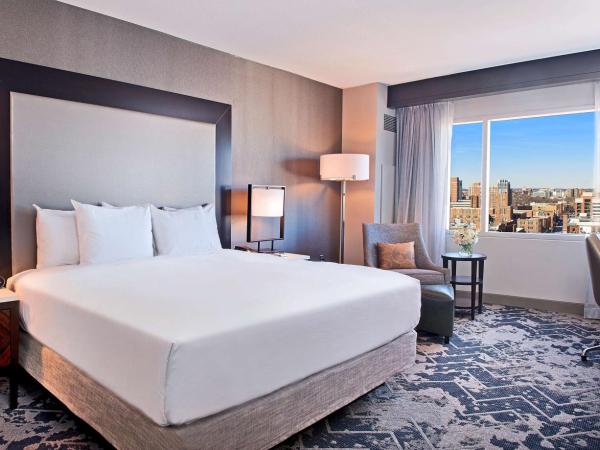 Hilton Baltimore Inner Harbor : photo 5 de la chambre chambre lit king-size