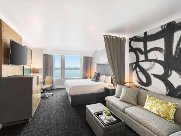 Hilton Motif Seattle : photo 1 de la chambre chambre king avec vue sur les toits de la ville