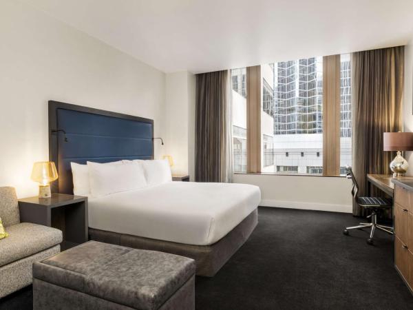 Hilton Motif Seattle : photo 5 de la chambre king room with mobility and hearing access/non-smoking