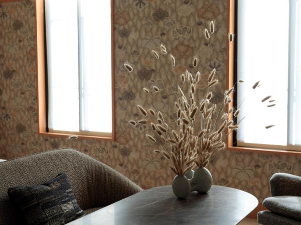 Santa Monica Proper Hotel, a Member of Design Hotels : photo 9 de la chambre chambre lit king-size avec terrasse végétalisée - landmark