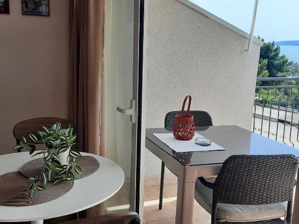 Apartments and rooms by the sea Brodarica, Sibenik - 21536 : photo 9 de la chambre studio avec balcon et vue sur la mer