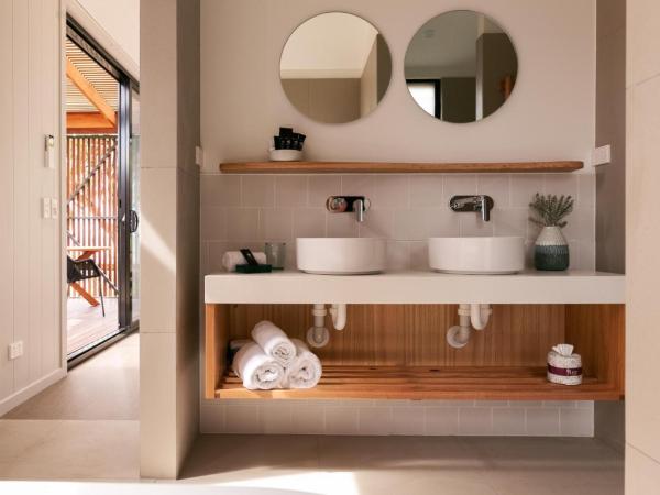 Reflections Byron Bay - Holiday Park : photo 2 de la chambre superior cabin - sleeps 2