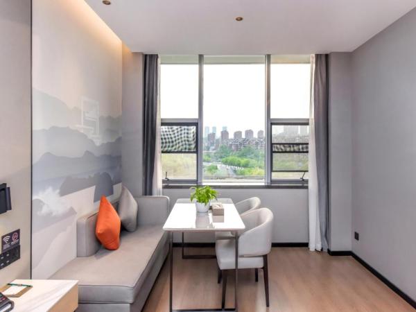 GreenTree Eastern Hotel Chongqing High-Speed North Railway Station North Square : photo 4 de la chambre chambre lits jumeaux deluxe