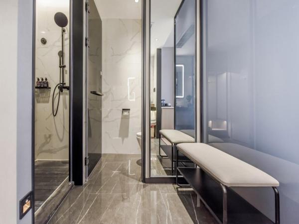 GreenTree Eastern Hotel Chongqing High-Speed North Railway Station North Square : photo 6 de la chambre chambre double avec fenêtre intérieure