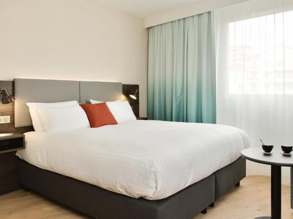 Holiday Inn Toulon City Centre, an IHG Hotel : photo 4 de la chambre chambre standard lit queen-size