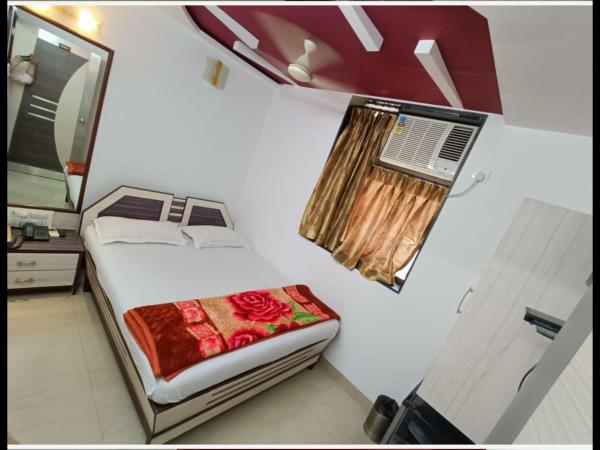 Hotel Broadway Colaba : photo 1 de la chambre chambre simple Économique