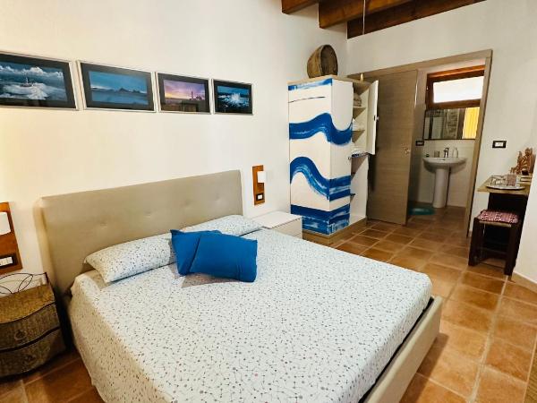 EL MATORRAL : photo 5 de la chambre chambre double avec salle de bains privative