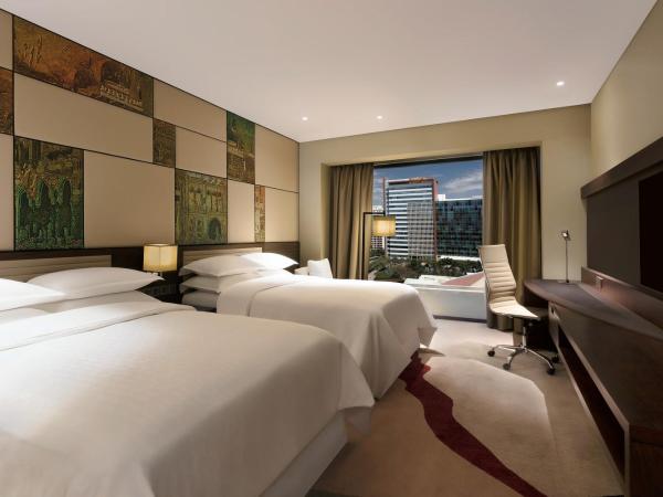 Sheraton Grand Bengaluru Whitefield Hotel & Convention Center : photo 1 de la chambre sheraton club twin bed with club lounge access