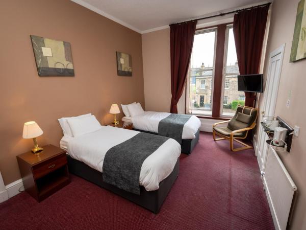 Hampton Hotel by Greene King Inns : photo 3 de la chambre chambre lits jumeaux