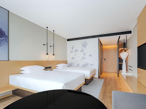Fairfield by Marriott Beijing Daxing Airport : photo 2 de la chambre chambre double standard avec 2 lits doubles - vue sur ville