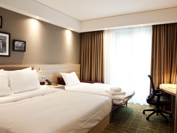 Hampton By Hilton Dortmund Phoenix See : photo 3 de la chambre chambre lit queen-size avec canapé-lit - non-fumeurs