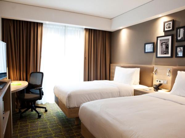 Hampton By Hilton Dortmund Phoenix See : photo 2 de la chambre chambre lits jumeaux - non-fumeurs