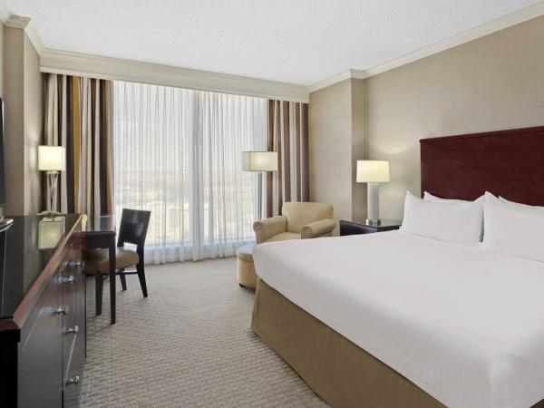 Renaissance Dallas North Hotel : photo 1 de la chambre chambre lit king-size