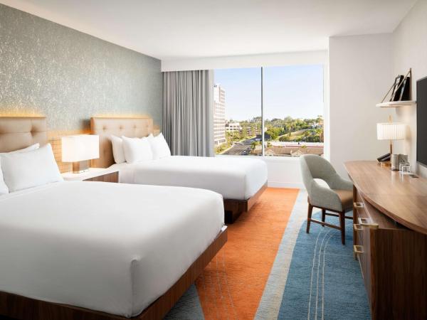 Hilton Los Angeles-Culver City, CA : photo 1 de la chambre chambre premier avec 2 lits queen-size - Étage supérieur