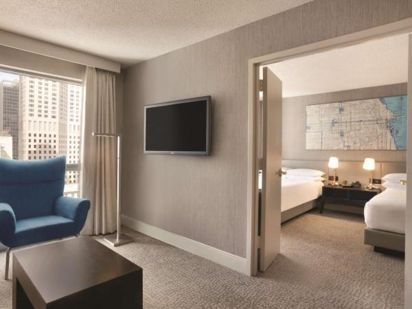 Hilton Chicago Magnificent Mile Suites : photo 5 de la chambre suite 1 chambre avec 2 lits doubles