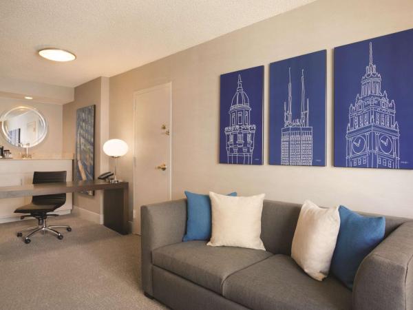 Hilton Chicago Magnificent Mile Suites : photo 5 de la chambre suite 1 chambre lit king-size