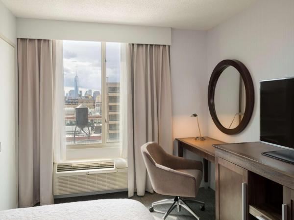 Hampton Inn Manhattan Chelsea : photo 3 de la chambre chambre avec 2 lits queen-size - vue sur ville