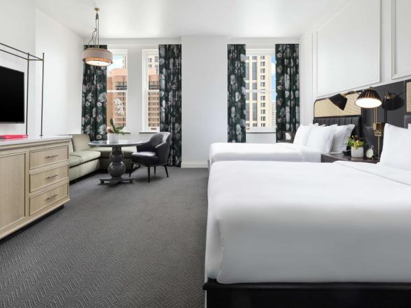 The Candler Hotel Atlanta, Curio Collection by Hilton : photo 3 de la chambre chambre de luxe avec 2 lits queen-size - vue sur ville