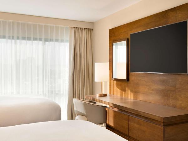 Embassy Suites by Hilton Phoenix Downtown North : photo 3 de la chambre suite 2 chambres lit queen-size avec 2 lits queen-size