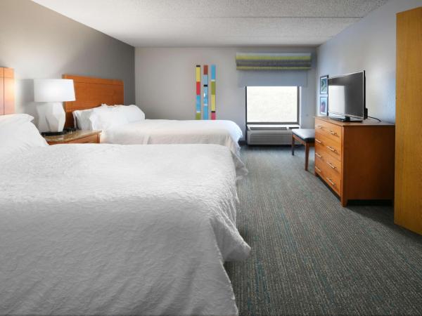 Hampton Inn & Suites Houston-Medical Center-NRG Park : photo 2 de la chambre chambre double avec 2 lits doubles