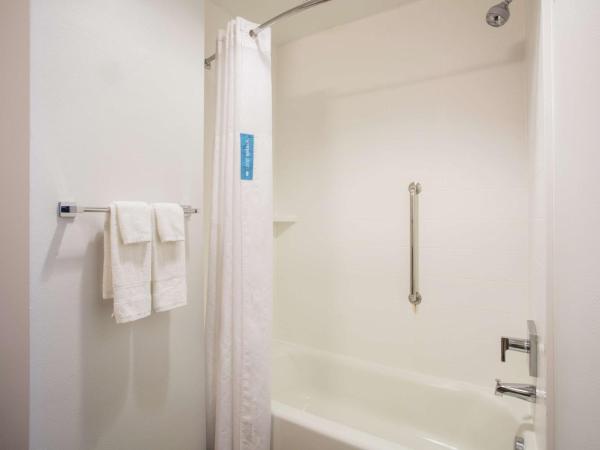 Hampton Inn & Suites Denver-Downtown : photo 4 de la chambre suite studio lit king-size avec canapé-lit – non-fumeurs