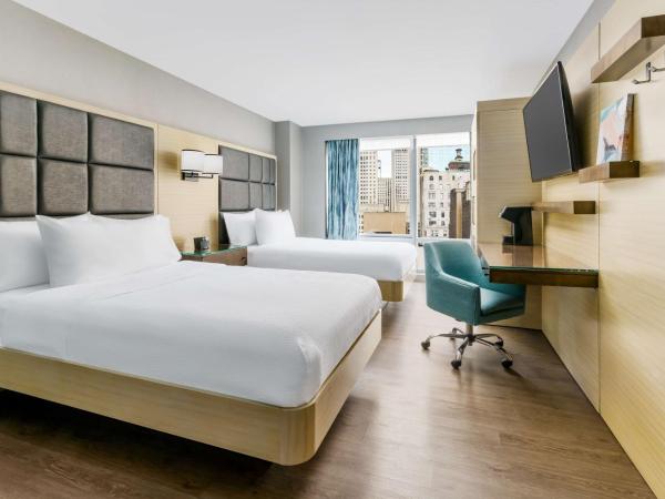 Hilton Garden Inn New York Times Square North : photo 3 de la chambre chambre double avec 2 lits doubles