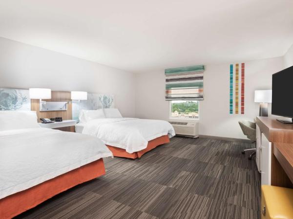 Hampton Inn & Suites Atlanta Buckhead Place : photo 3 de la chambre chambre avec 2 lits queen-size - accessible aux personnes à mobilité réduite - non-fumeurs 