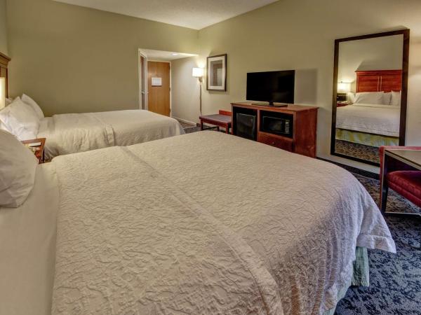 Hampton Inn Charlotte/Matthews : photo 1 de la chambre chambre double non-fumeurs avec réfrigérateur et micro-ondes
