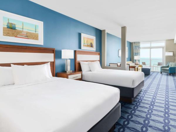 Homewood Suites by Hilton Myrtle Beach Oceanfront : photo 3 de la chambre studio lit queen-size avec vue sur l'océan - non-fumeurs