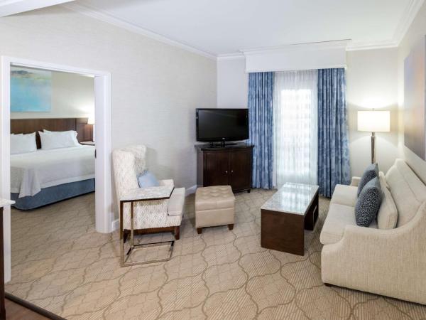 Hampton Inn & Suites South Park at Phillips Place : photo 3 de la chambre suite lit king-size – non-fumeurs