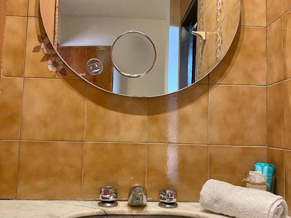 Open House Hostel : photo 4 de la chambre chambre double avec salle de bains privative