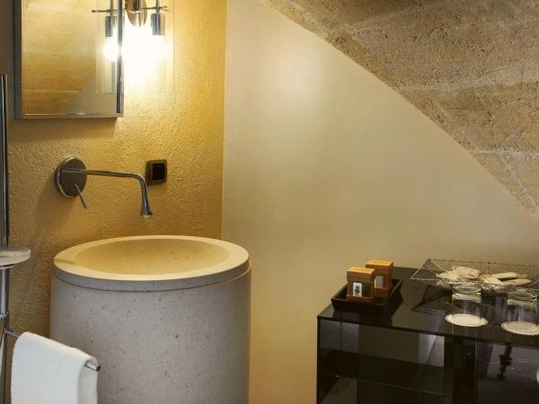 Antica Civita B&B Luxury Room : photo 8 de la chambre chambre double deluxe avec lit d'appoint