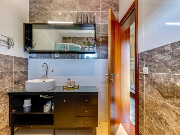 Garden in Town Hostel : photo 4 de la chambre lit dans un dortoir de 4 lits