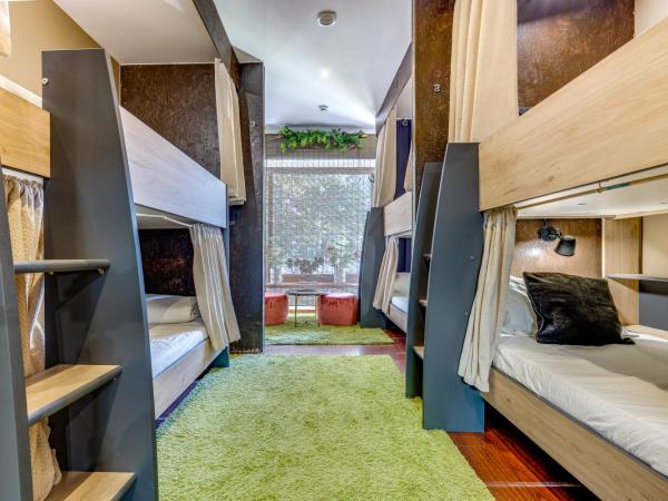 Garden in Town Hostel : photo 1 de la chambre lit superposé dans dortoir mixte