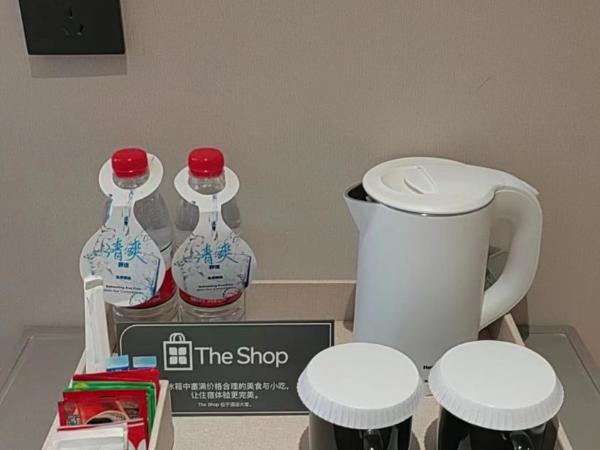 Hilton Garden Inn Tianjin Huayuan : photo 5 de la chambre chambre lit king-size deluxe