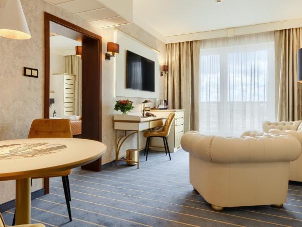 Park Hotel Diament Wroclaw : photo 1 de la chambre suite junior