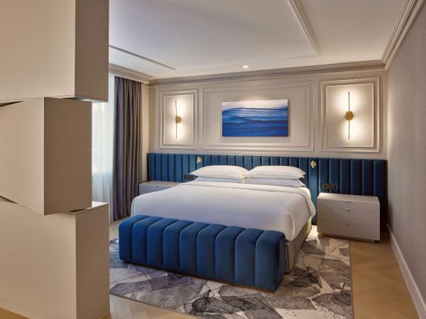 Sheraton Zagreb Hotel : photo 3 de la chambre suite présidentielle avec 1 chambre lit king-size