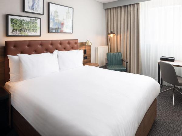 Four Points by Sheraton Edinburgh : photo 8 de la chambre chambre lit queen-size