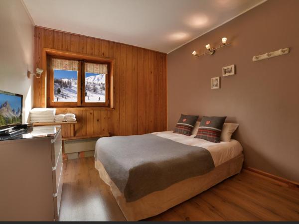 le Chal'heureux : photo 2 de la chambre chambre familiale - vue sur montagne