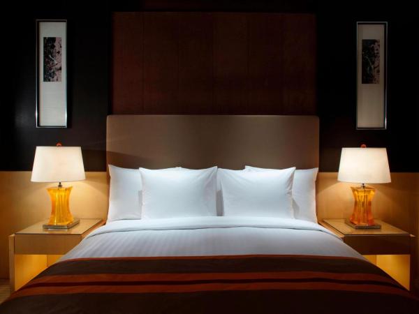Courtyard by Marriott Shanghai Central : photo 4 de la chambre chambre lit king-size deluxe