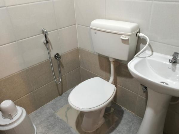 Hotel SY Comforts : photo 1 de la chambre chambre deluxe