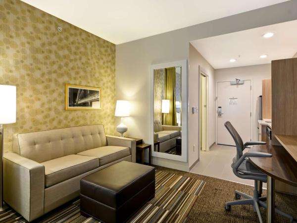 Home2 Suites by Hilton Dallas Downtown at Baylor Scott & White : photo 3 de la chambre studio avec 2 lits queen-size - non-fumeurs