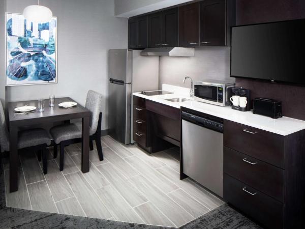 Homewood Suites by Hilton Atlanta - Buckhead : photo 3 de la chambre suite with two double beds - mobility access/non-smoking