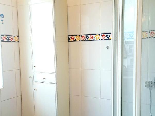 Apartamenty I Pokoje TK : photo 4 de la chambre appartement avec salle de bains commune