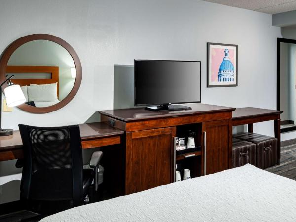 Hampton Inn & Suites St. Louis at Forest Park : photo 3 de la chambre chambre 2 lits queen-size - non-fumeurs