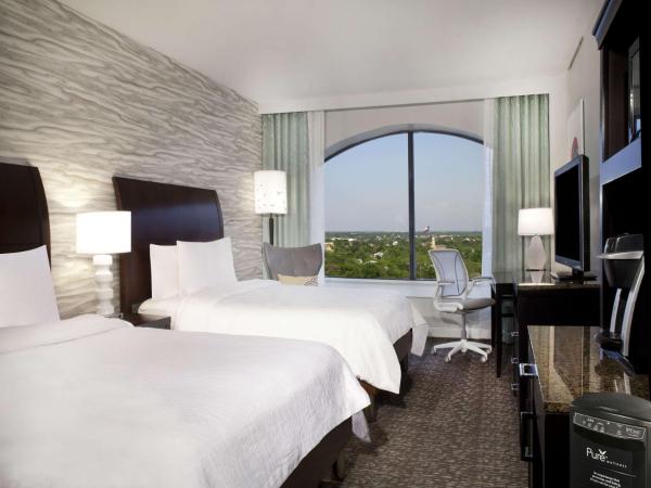 Hilton Garden Inn Austin Downtown-Convention Center : photo 2 de la chambre chambre avec 2 lits queen-size - anti-allergie
