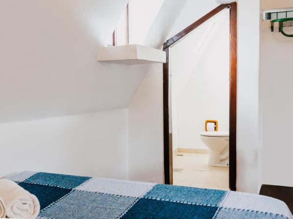 Pousada Casa da Pedra : photo 4 de la chambre chambre familiale (6 adultes)